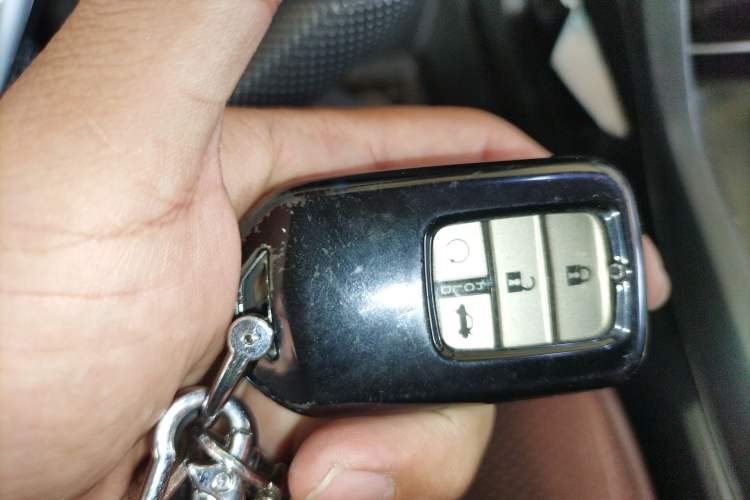 Used Honda Civic 2019 220TURBO CVT Dynamic Edition China VI Emission Standard Vehicle Key