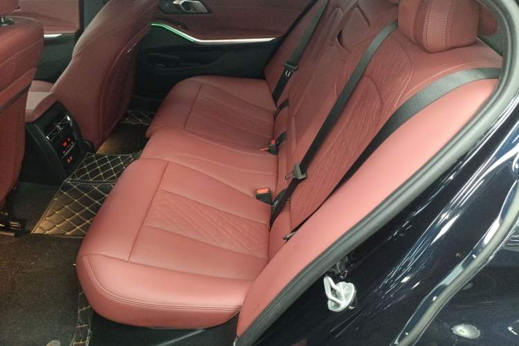 Used BMW 3 Series 2025 330Li M Sport Shadowline Package
