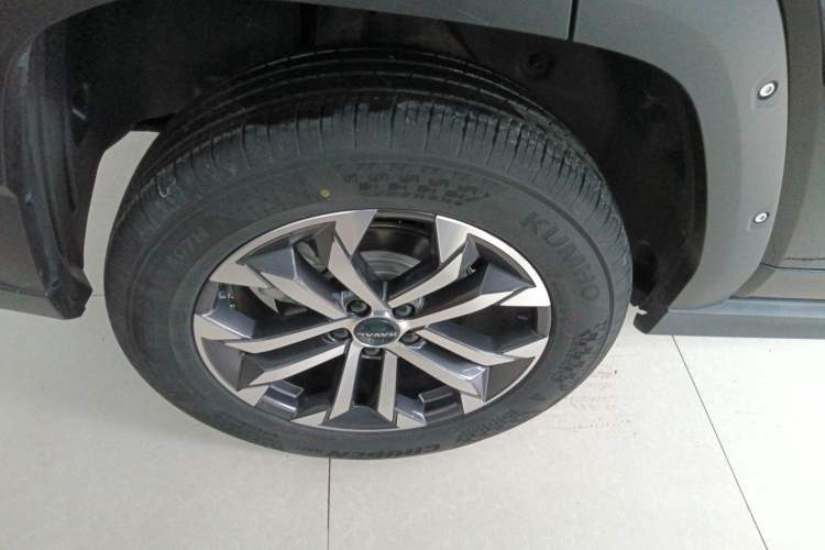 Used Haval H Dog 2023 1.5T Two-Wheel Drive Chao Ye Version Plus Right Rear Wheel Hub