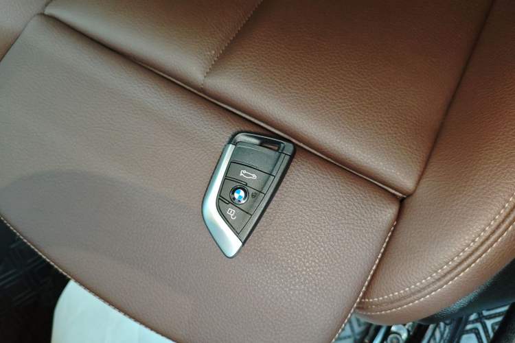 Used BMW X1 2022 xDrive25Li Luxury Model Vehicle Key