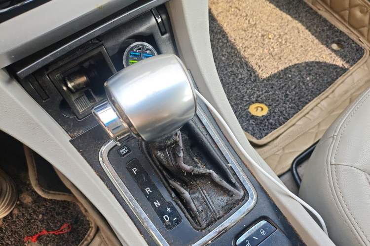 Used Geely Auto Emgrand 2014 Sedan 1.3T CVT Elite Model