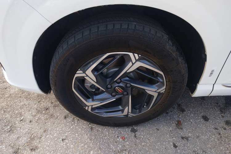 Used Hongqi HS3 2023 1.5T Two-Wheel Drive Shanwei Edition