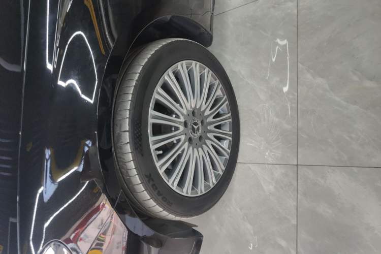 Used Mercedes-Benz E-Class 2023 Updated E 300 L Luxury Edition
