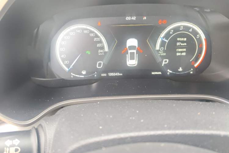 Used Wey VV6 2018 2.0T Two-Wheel-Drive Ultra-Luxury Version China V Standard Odometer Close Up