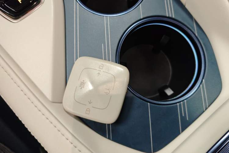 Used Zeekr 001 2025 WE Edition 100 kWh Rear-Wheel Drive
