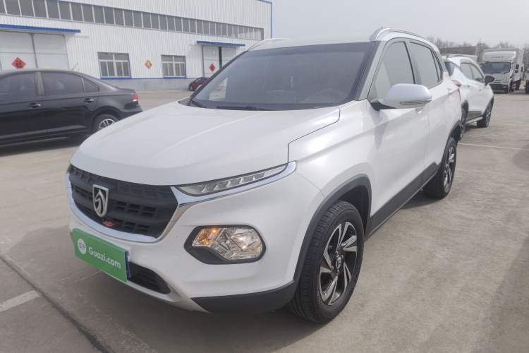 Used Baojun 510 2017 1.5L manual Comfort trim