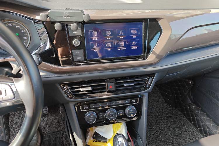 Used Volkswagen Tharu 2019 280TSI Two-Wheel Drive Luxury Version China VI Standard
