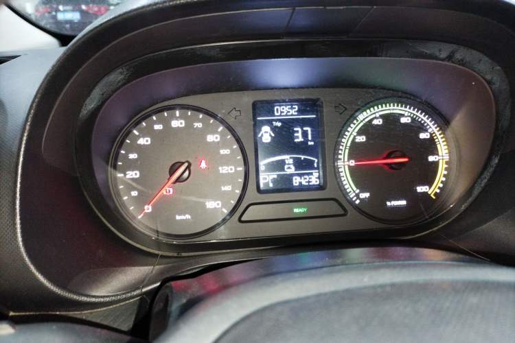 Used Roewe Clever 2022 311km QiQi BoBo Edition