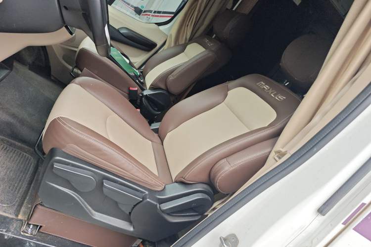 Used SAIC MAXUS V100 RV 2022 2.0T Life Home V100 Mountain Retreat Long Bed
