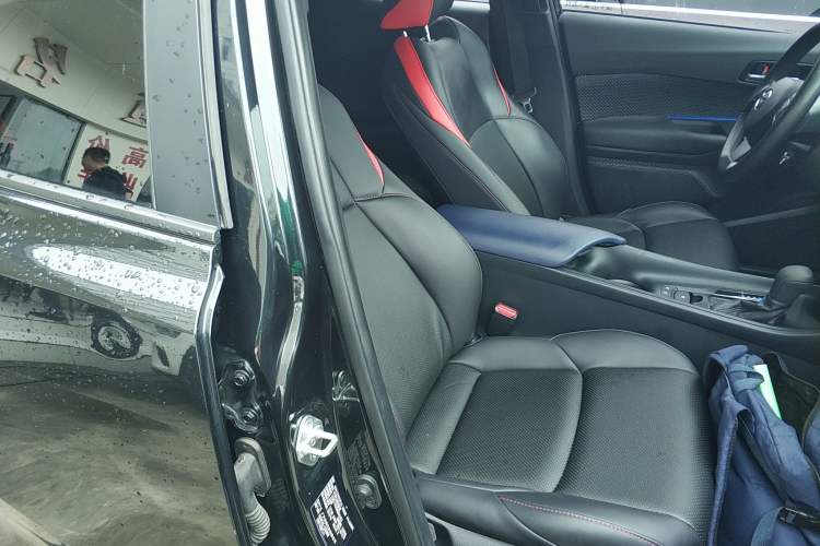 Used Toyota C-HR 2021 Dual-Motor 2.0L E-CVT Comfort Edition