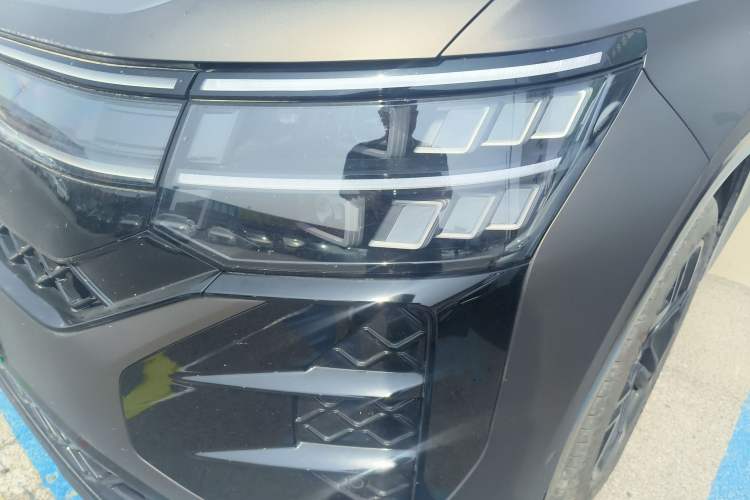 Used Volkswagen Teramont 2025 Tiguan Pro 450TSI Four-Wheel Drive Summit Edition