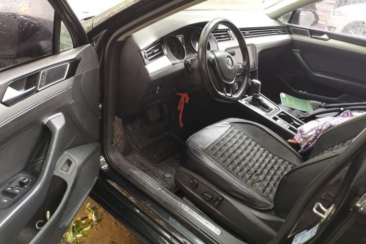 Used Volkswagen Magotan 2017 330TSI DSG Leading Model Driver Seat