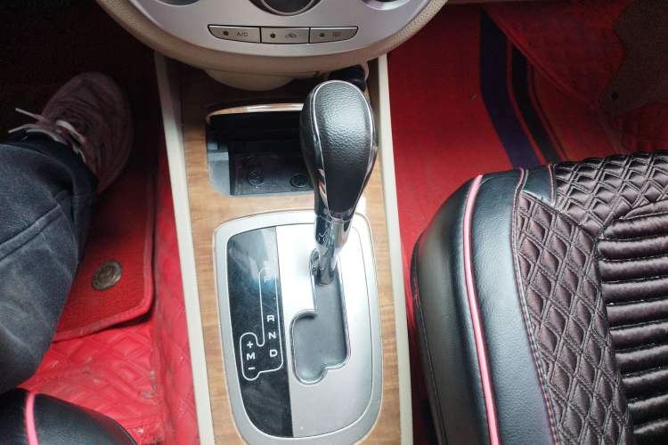 Used Buick Excelle 2015 1.5L Automatic Classic Model Gear Lever