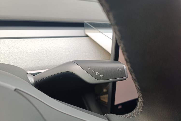 Used Tesla Model Y 2024 Rear-Wheel-Drive Version Gear Lever