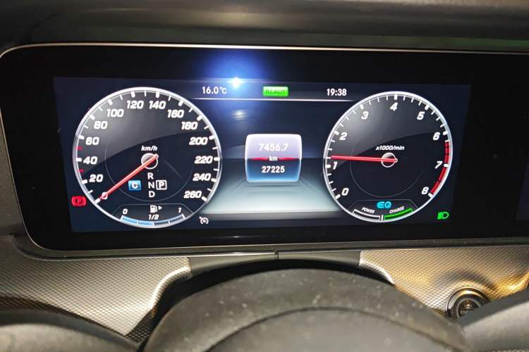 Used Mercedes-Benz E-Class 2020 Facelift E 260 Sport Edition Instrument Cluster