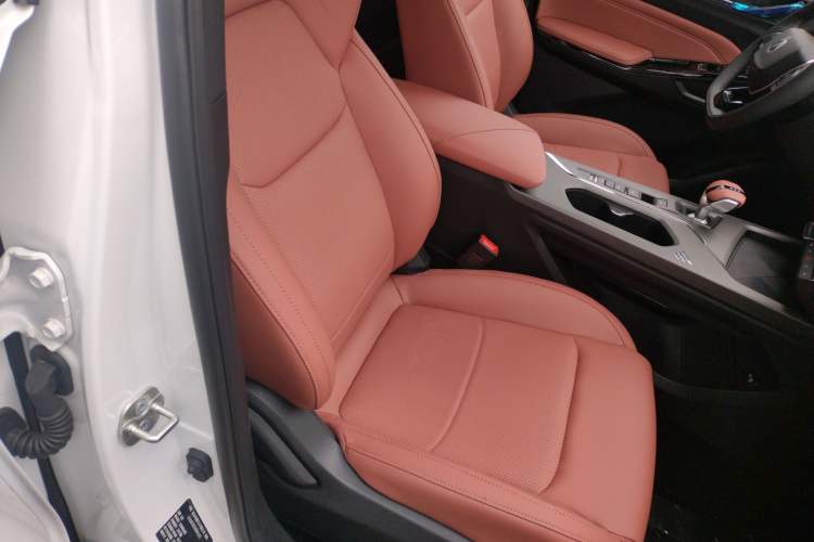 Used Changan X5 PLUS 2026 Model, Second Generation, 1.5T Transcendence PRO