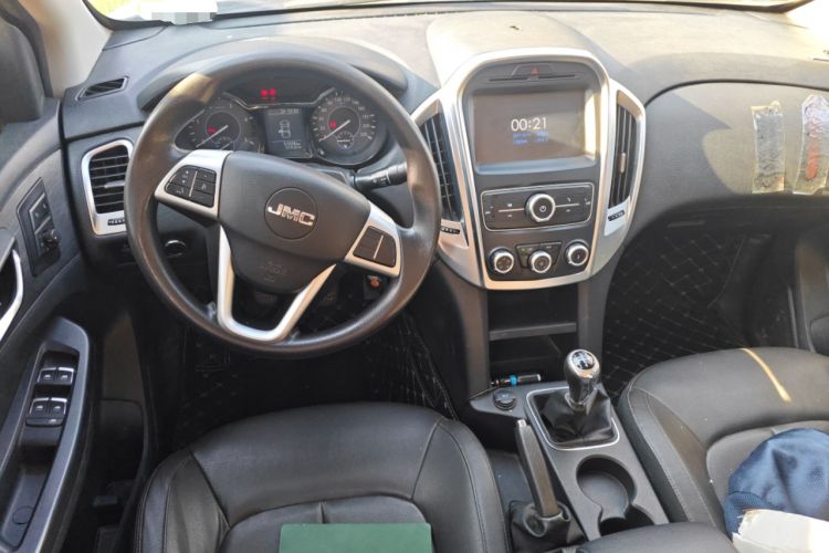 Used JMC Baodian 2022 2.5T Diesel 4x4 Prestige Edition Long Wheelbase JX4D25A6L