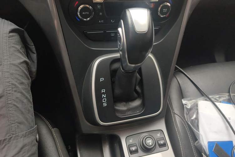 Used Ford Kuga 2015 2.0L GTDi Four-Wheel Drive Elite Model
