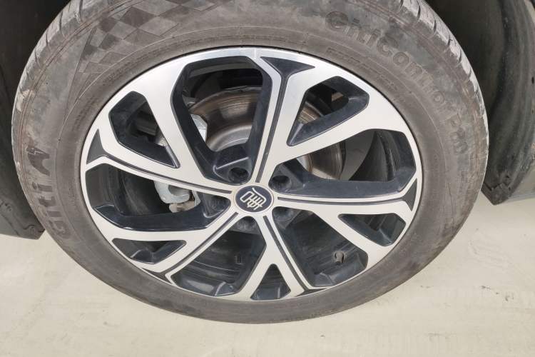 Used BYD Tang New Energy 2025 DM-i 115KM Flagship Model Exterior 4