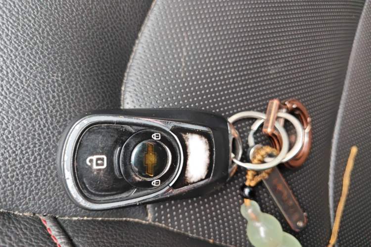 Used Chevrolet Monza 2019 RS 330T Automatic Comfort Edition China VI Standard Vehicle Key