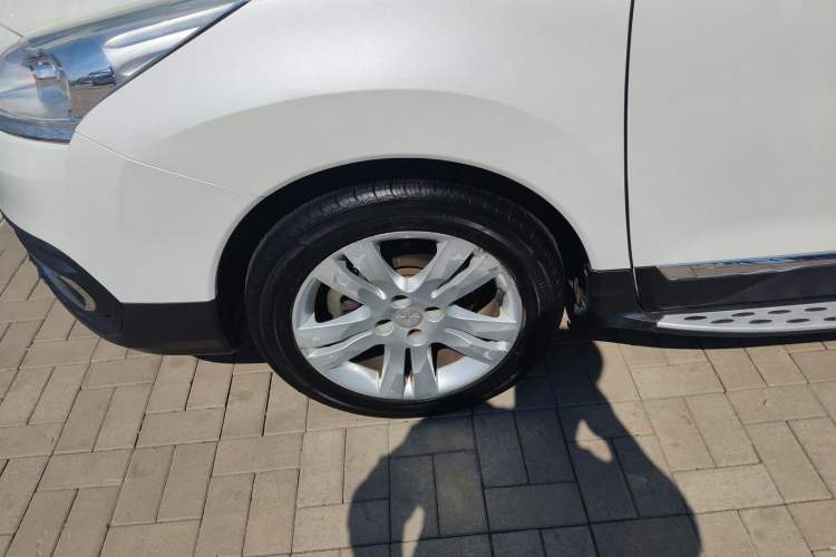 Used Peugeot 3008 2016 2.0L Automatic Standard Edition Exterior 2