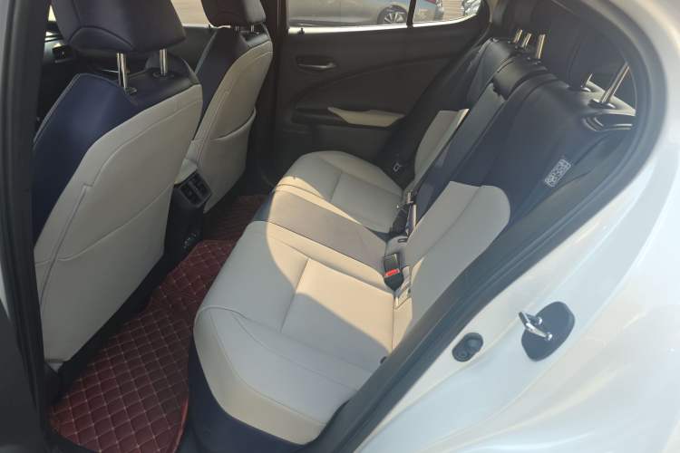 Used Lexus UX New Energy 2020 300e Pure·Enjoy Edition Left Rear Seat