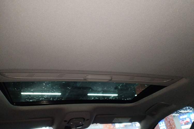 Used Audi A4L 2018 30th Anniversary Edition 40 TFSI Trendy Model Headliner