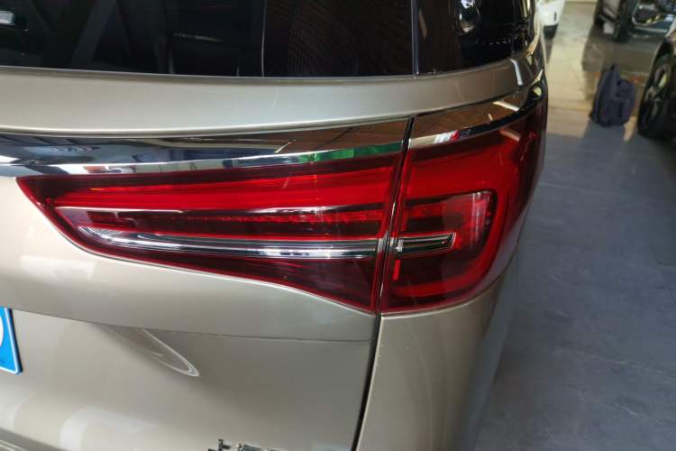 Used Buick GL8 2023 ES Lu Zun Comfort Model
