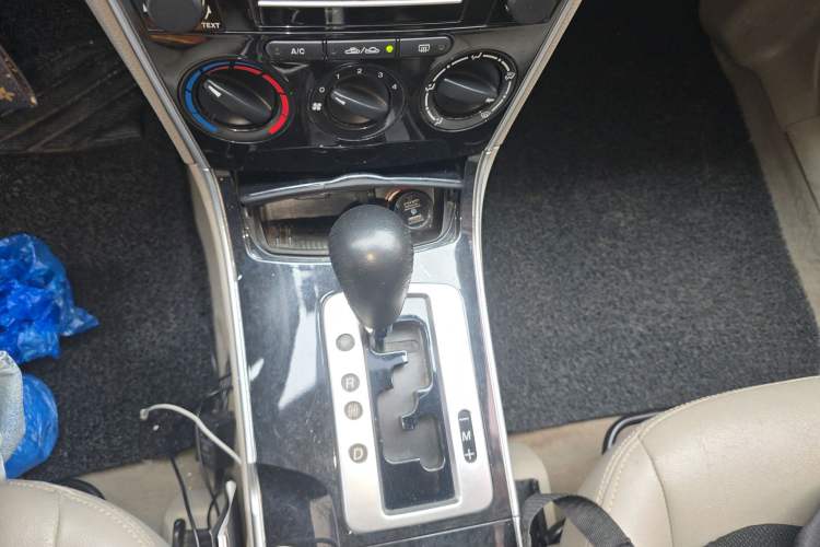 Used Mazda 6 2011 2.0L Automatic Fashion Edition Gear Lever