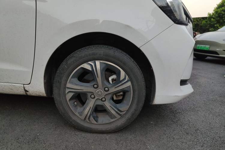 Used CHANGAN Benni E-Star 2022 Qingxin Edition Colorful Model Lithium Iron Phosphate
