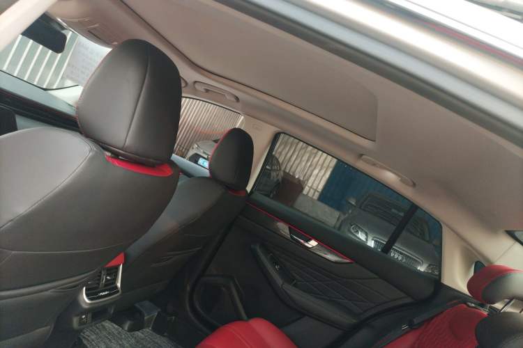 Used Dongfeng Aeolus Yixuan MAX 2021 1.5T Ultra-Stylish Trendsetter Edition Headliner