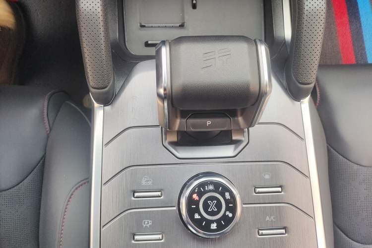 Used JETOUR Traveler 2023 2.0T All-Wheel Drive CrossPRO+ Gear Lever