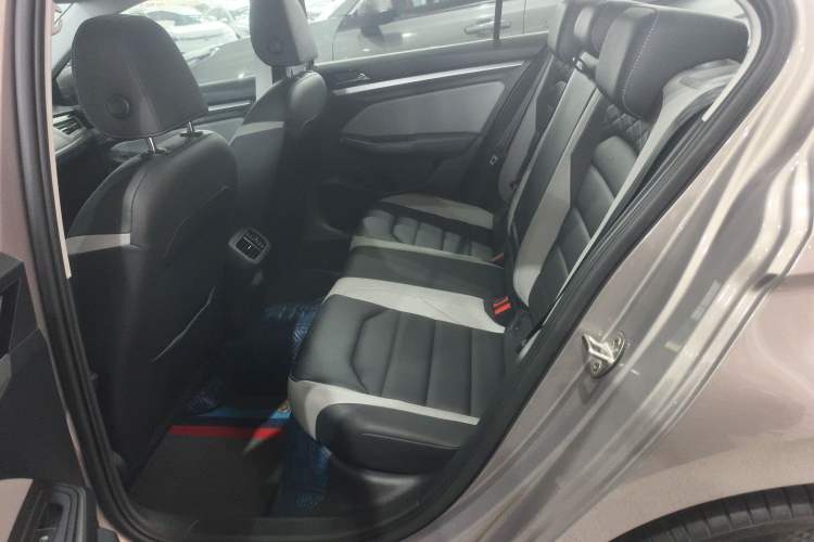Used Volkswagen Bora 2023 300TSI DSG Prestige Edition Left Rear Seat