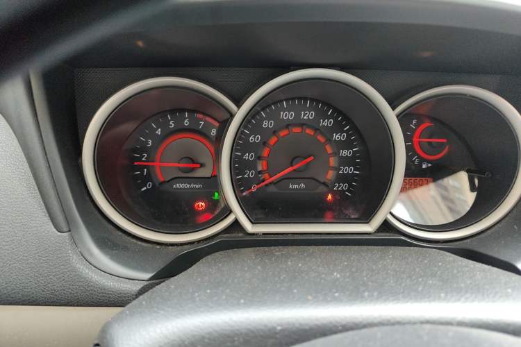 Used Nissan Sylphy 2016 Classic 1.6XE Automatic Comfort Edition Instrument Cluster