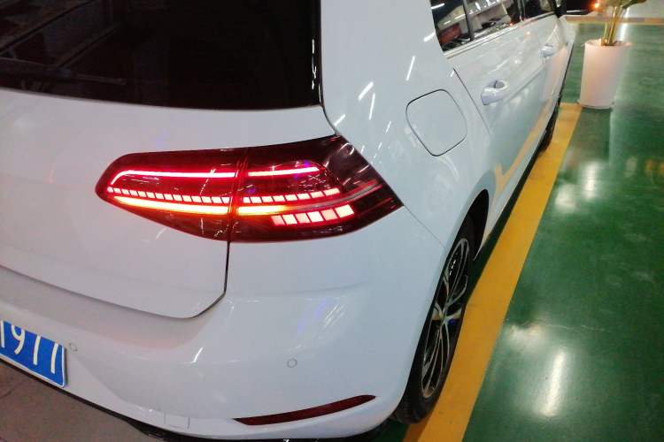 Used Volkswagen Golf 2018 280TSI Automatic R-Line Model