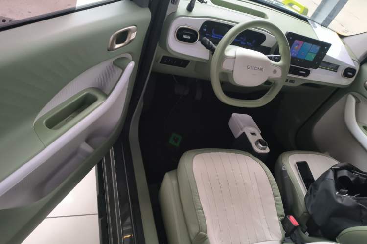 Used Geely Galaxy Panda 2025 210km Panda Rider Driver Seat