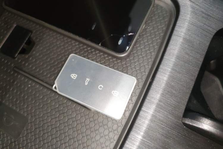 Used GAC Trumpchi GS8 2022 Linghang Series 2.0 TGDI Two-Wheel-Drive Luxury Smart Connectivity Version (7 Seats)