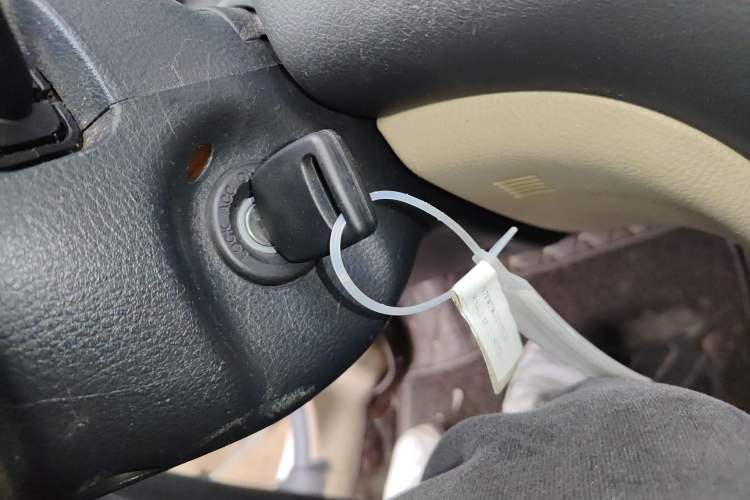 Used Bestune B50 2013 1.6L automatic luxury version
