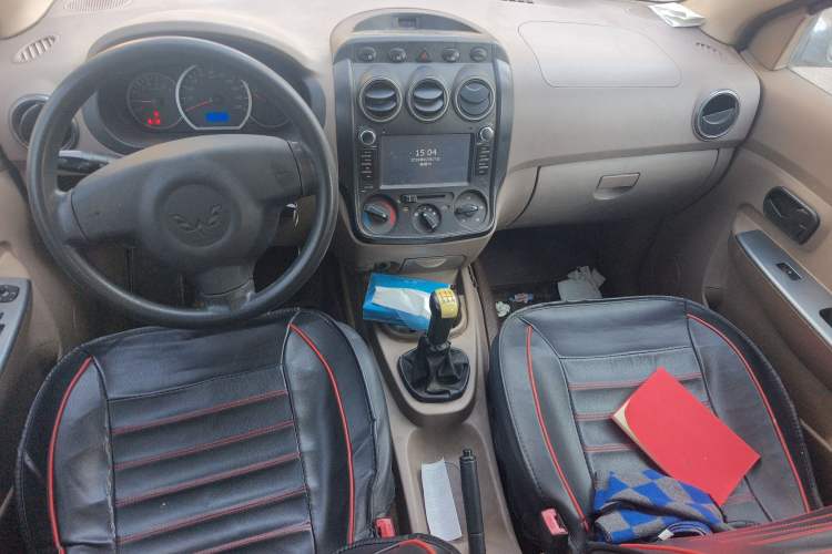 Used Wuling Hongguang 2014 1.2L Standard Model China IV