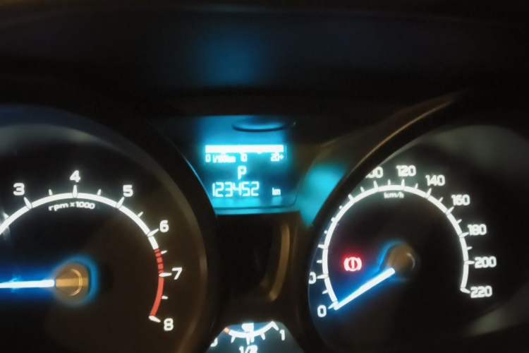 Used Ford EcoSport 2013 1.5L Automatic Fashion Model
