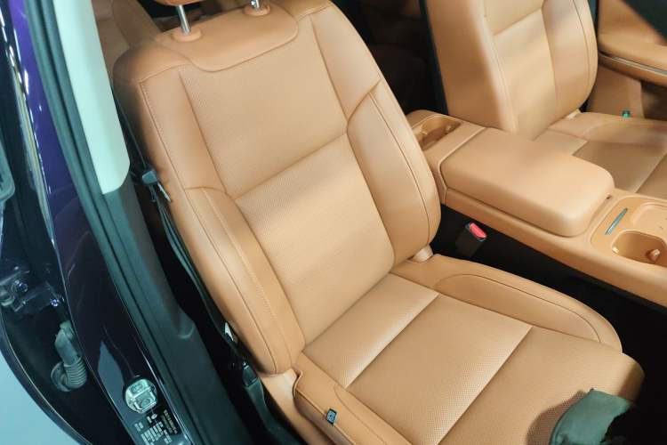 Used Leapmotor C16 2024 Range-Extended 200 LiDAR Edition