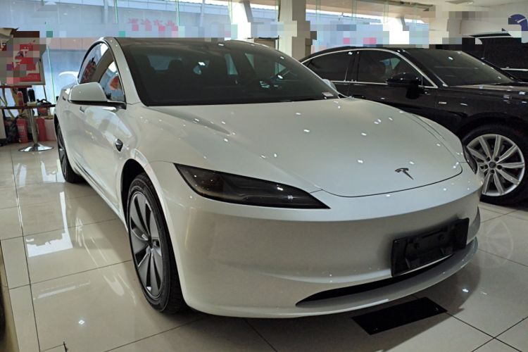 Used Tesla Model 3 2025 Rear-Wheel-Drive Version
