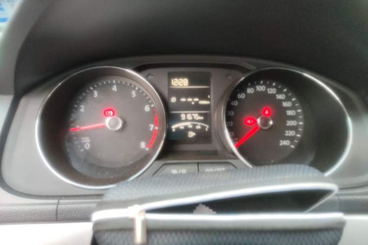 Used Volkswagen Lavida 2015 1.6L Manual Comfort Edition
