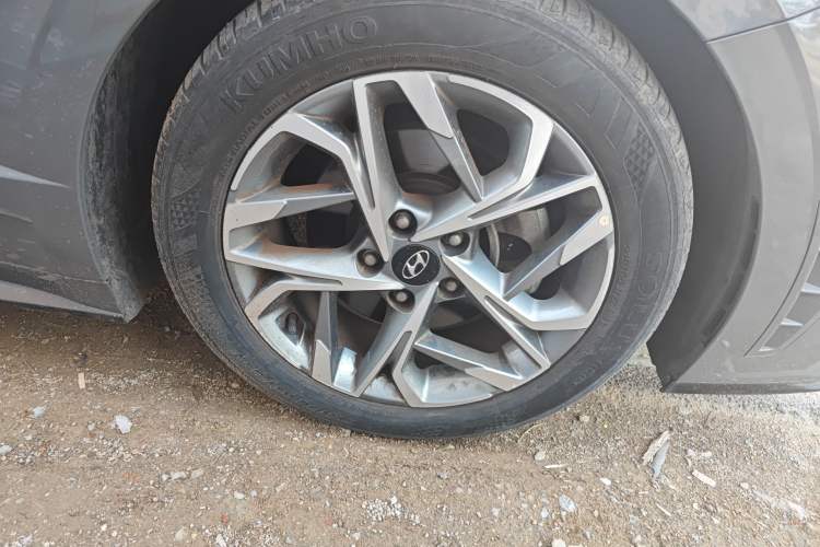 Used Hyundai Sonata 2020 270TGDi DCT GLS Elite Edition Right Front Wheel Hub