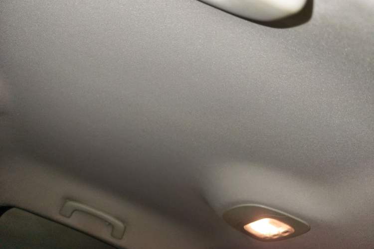 Used Citroen C-Quatre 2014 VTS Version 1.6L Manual - Premium Model Headliner