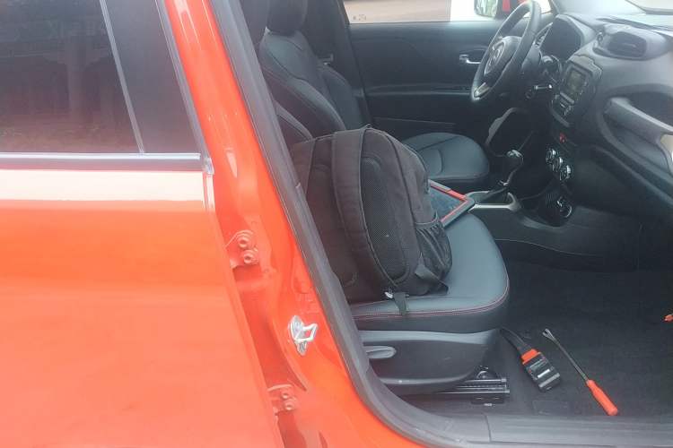 Used Jeep Renegade 2017 180T Automatic High-Energy Version