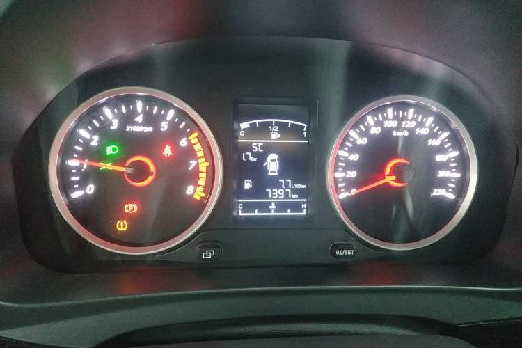 Used FORTHING T5 2022 Grand Edition 1.6L Manual Dream-Chasing Five-Seat Model
