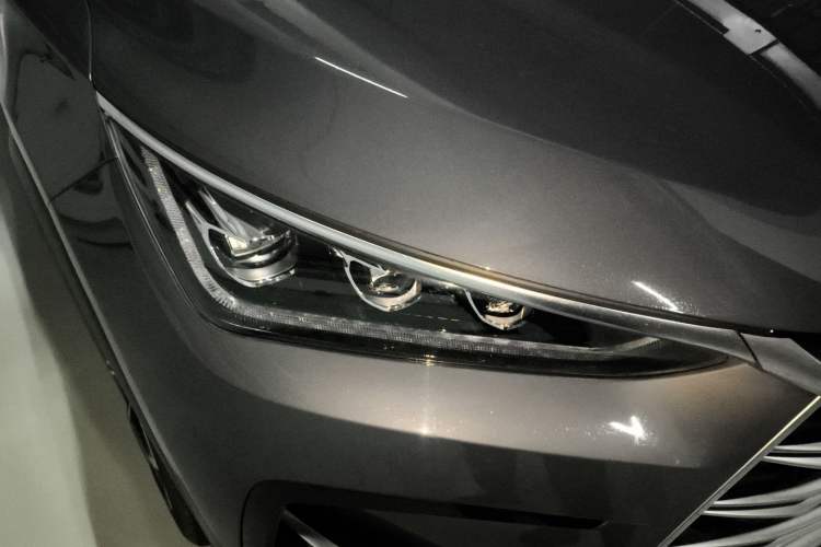 Used BYD Tang New Energy 2021 DM-i 112KM Prestige Model