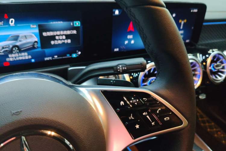 Used Mercedes-Benz GLB 2024 GLB 220 Fashion Model