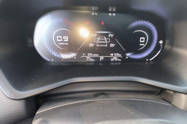 Used Geely Auto Emgrand 2023 4th Generation Champion Edition 1.5L CVT Prestige Model Odometer Close Up